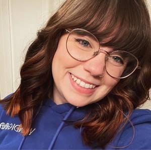 Meet your Posher, Avery